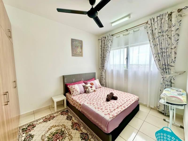 Alanis Residence - 4