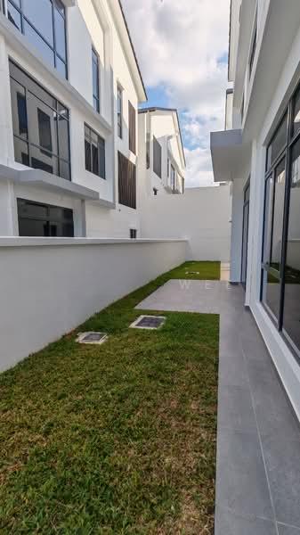 The Woodlands Cluster Homes @ Horizon Hills - 2