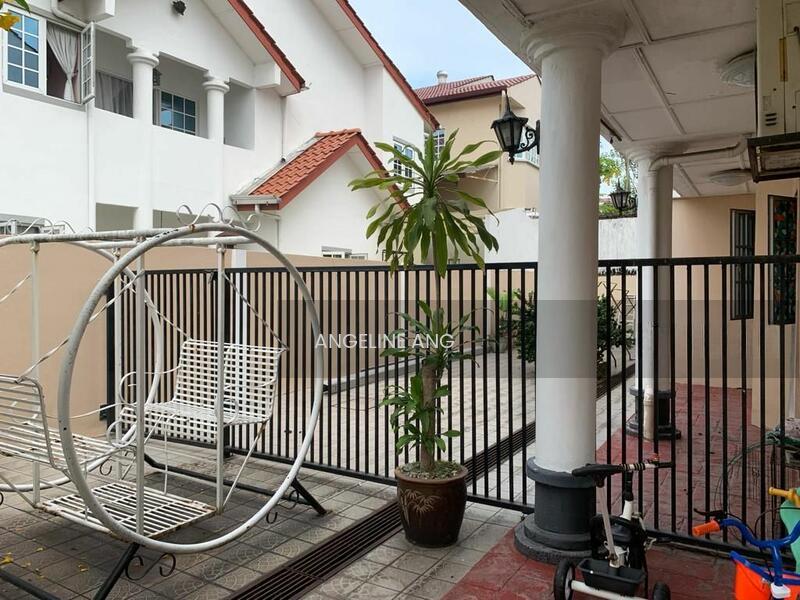 Semi-D house at Usj 5 - 4