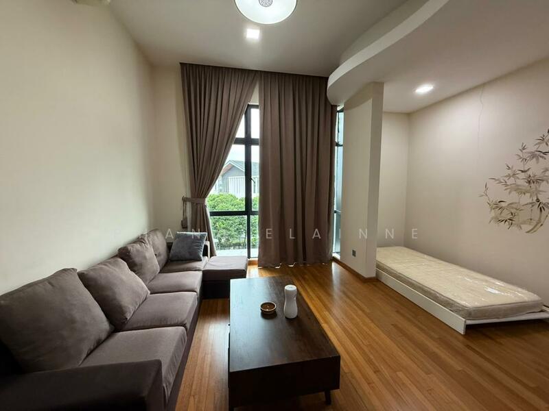 Senibong Cove - Isola Grandeur - 1