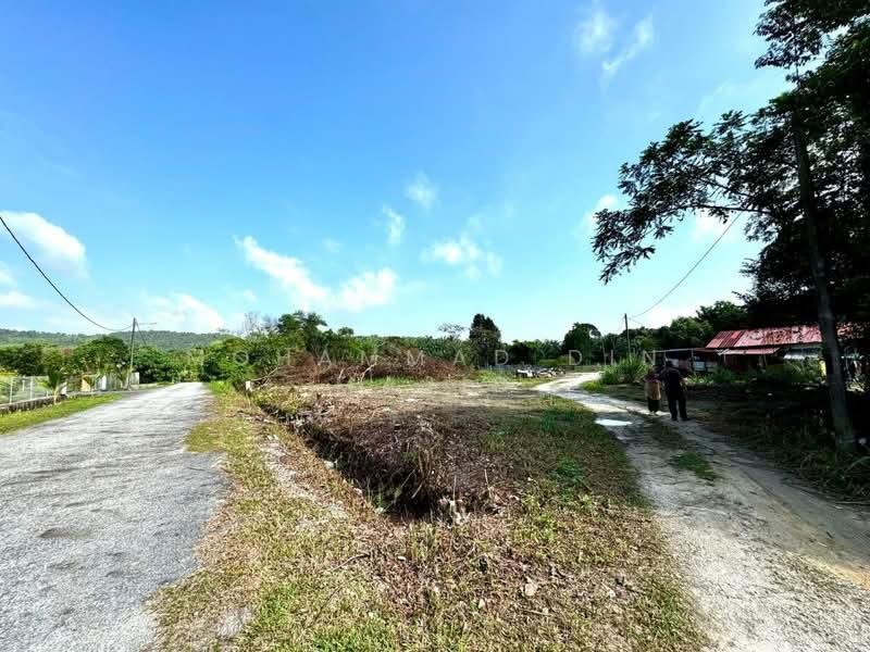 Kampung Jenderam Hulu - 4