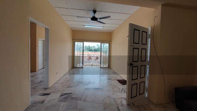 Taman Desa Kempas - 1