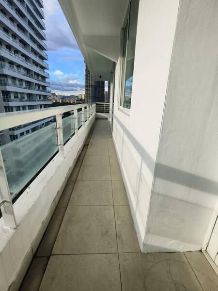 Brunsfield EmbassyView - 5