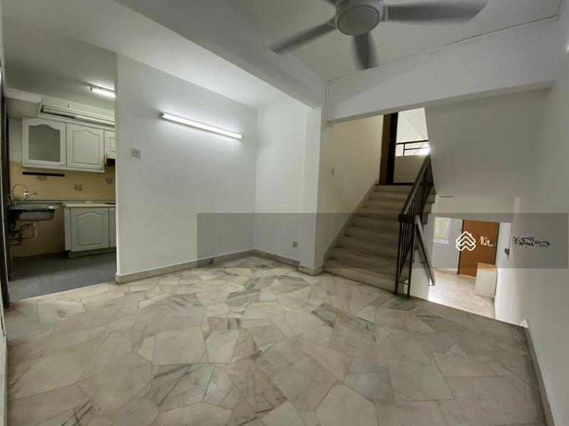 Townhouse at Taman Midah - 4