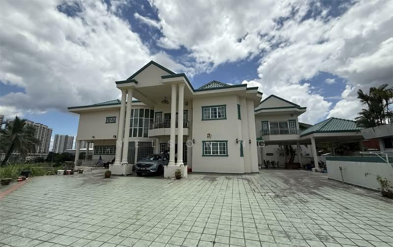 Kuala Lumpur Golf & Country Club Berhad - 2