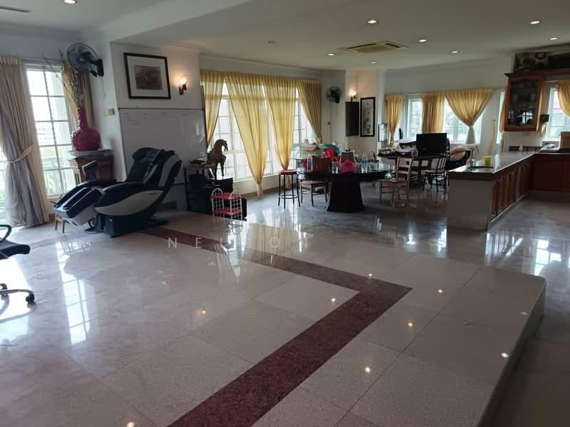 Kuala Lumpur Golf & Country Club Berhad - 3