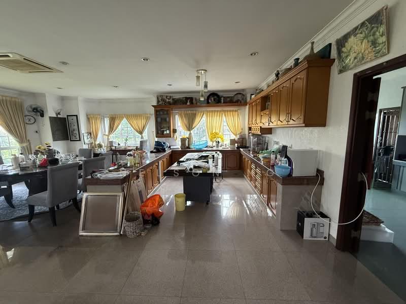 Kuala Lumpur Golf & Country Club Berhad - 5