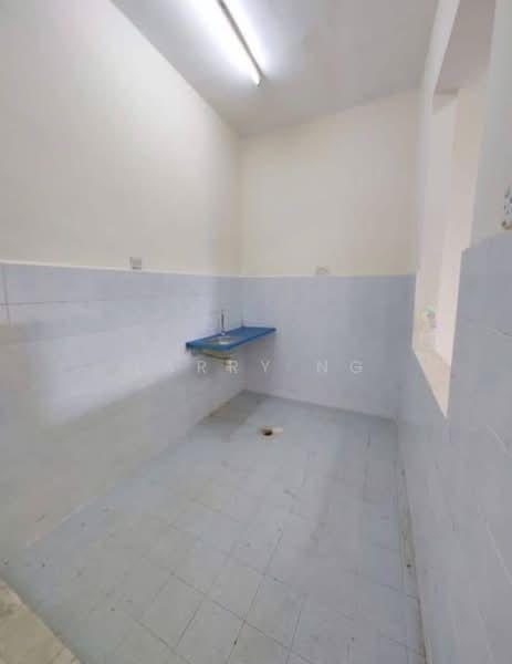 Taman Iskandar Shop Apartment - 3