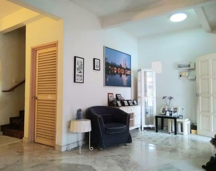 Taman Teluk Gedung Indah - 1