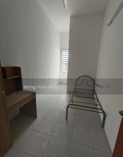 Kampar Putra 1sty Terraced house 金宝太子城 - 5