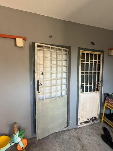 Pangsapuri Nuri - 4