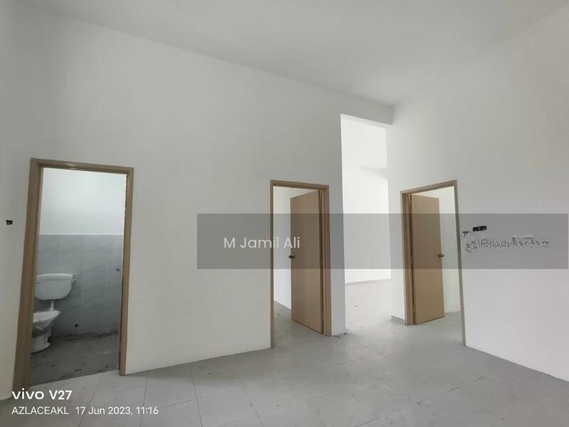 Terrace house at Batu Pahat - 4