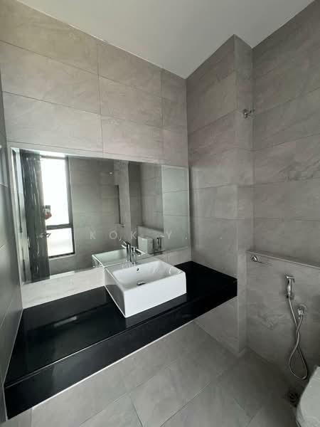 Bandar Bukit Raja : Nadira - 5