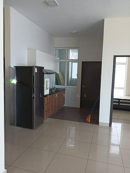 M Condominium @ Larkin - 4