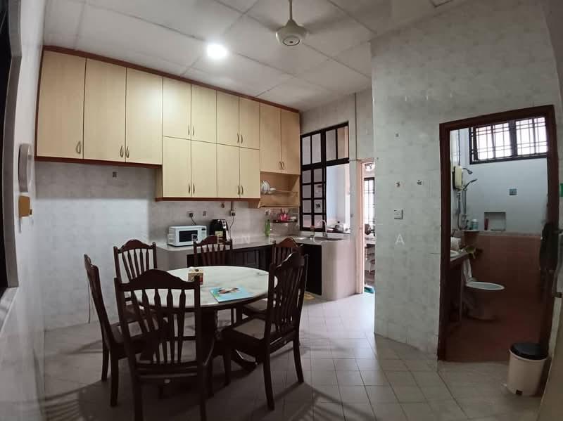 Taman Molek - 3