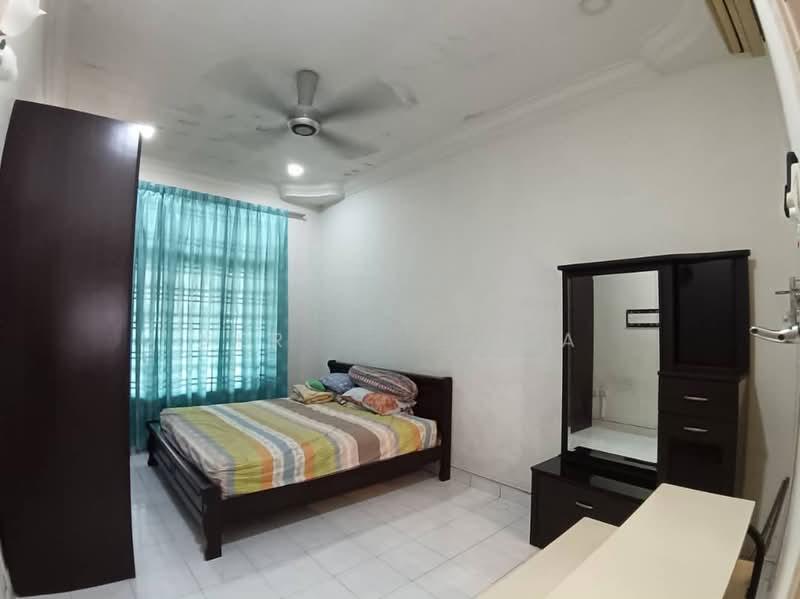 Taman Molek - 5
