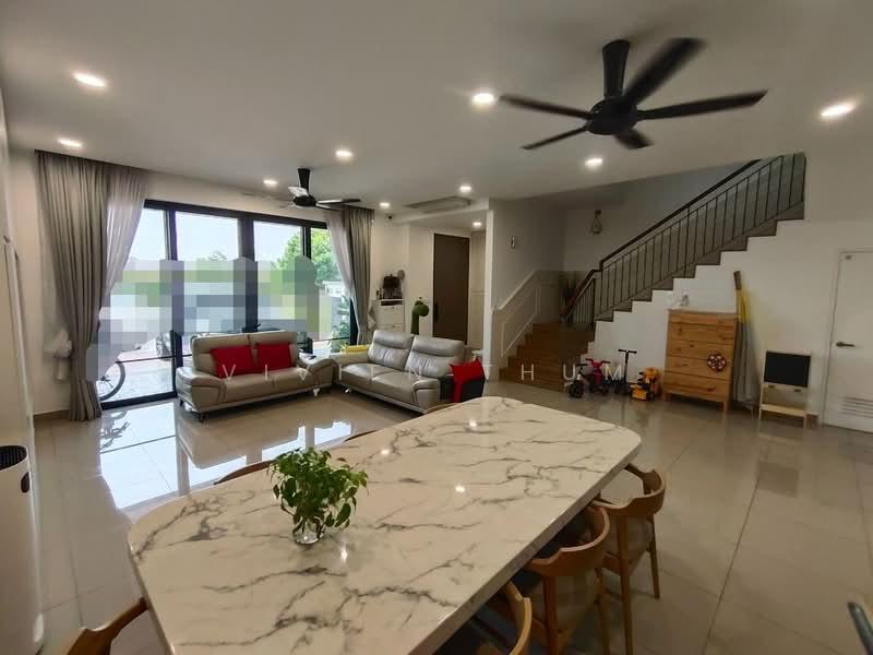 Twentyfive.7 @ Kota Kemuning - 1