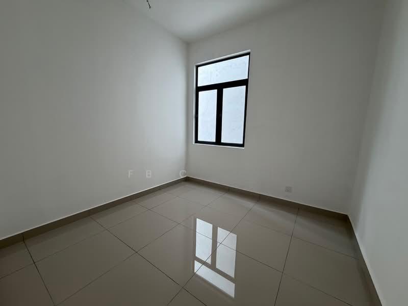 Prima Saujana - 4