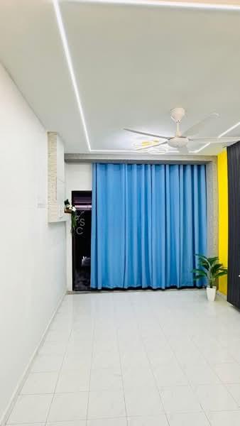 Taman Universiti - 4