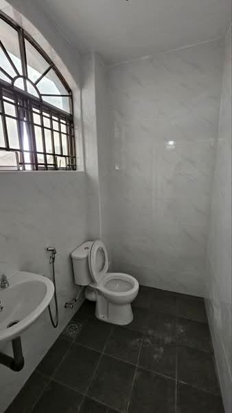 Taman Saikat - 4