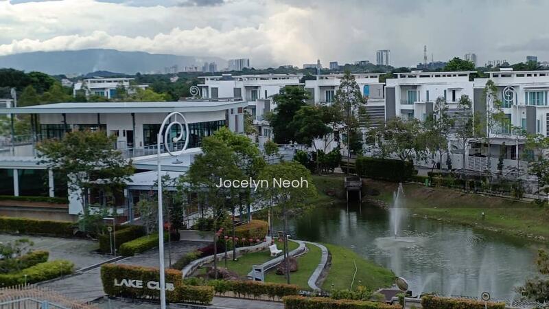 Hill Park Residence 3 Storey Bungalow - 1