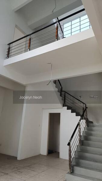 Hill Park Residence 3 Storey Bungalow - 4