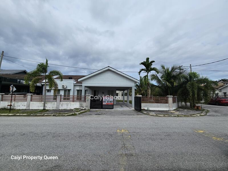Freehold corner single storey semidetached in Klebang harmoni for sale - 4