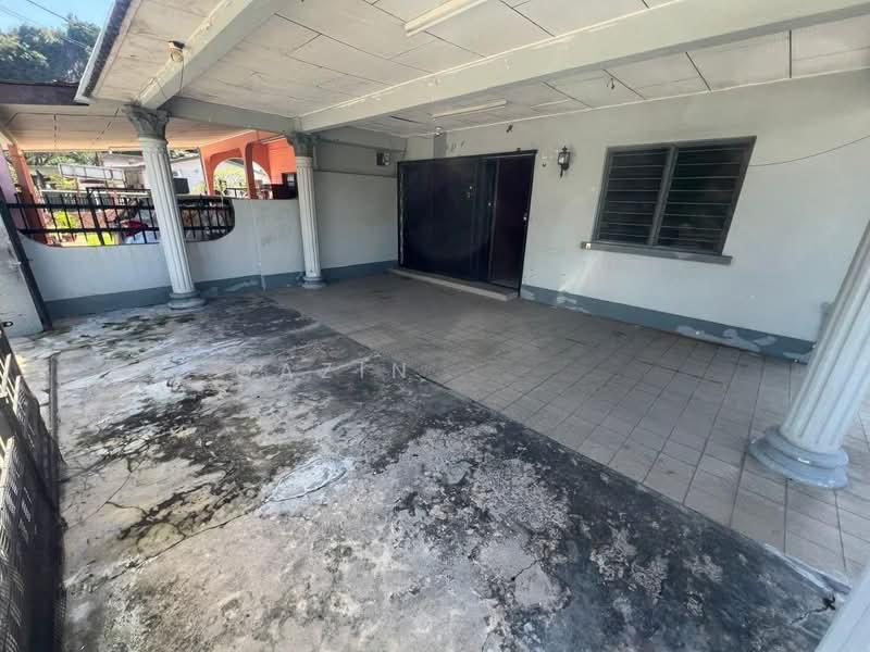 Jalan Kuala Kangsar - 1