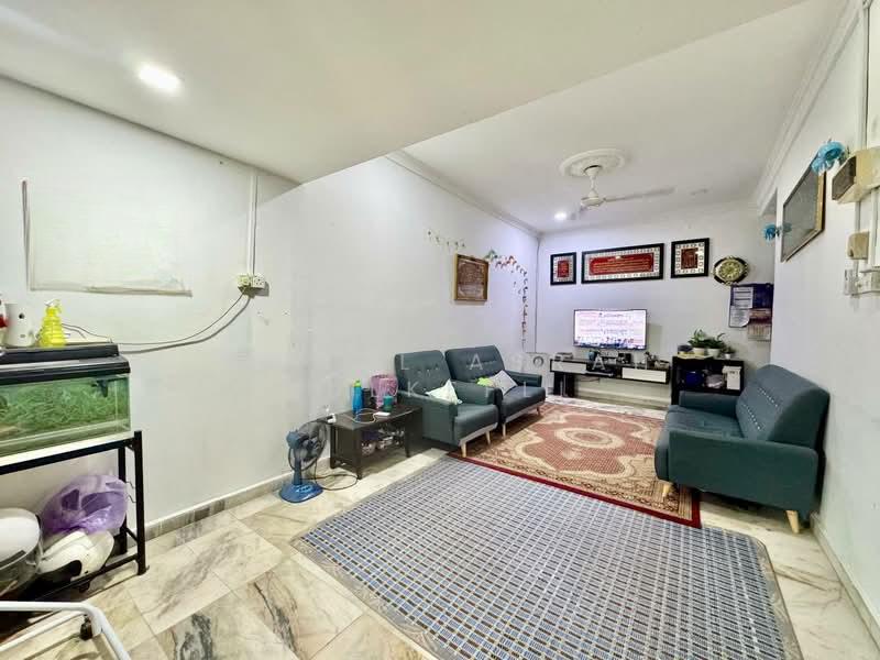 Nilai RENOVATED FREEHOLD Single Storey House Taman Desa Cempaka Nilai - 1