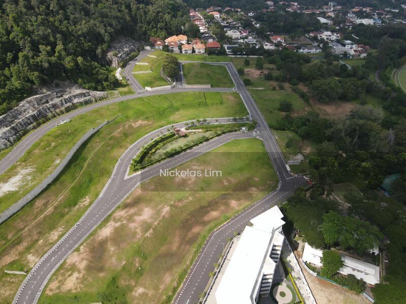 Kensington Residence - 1