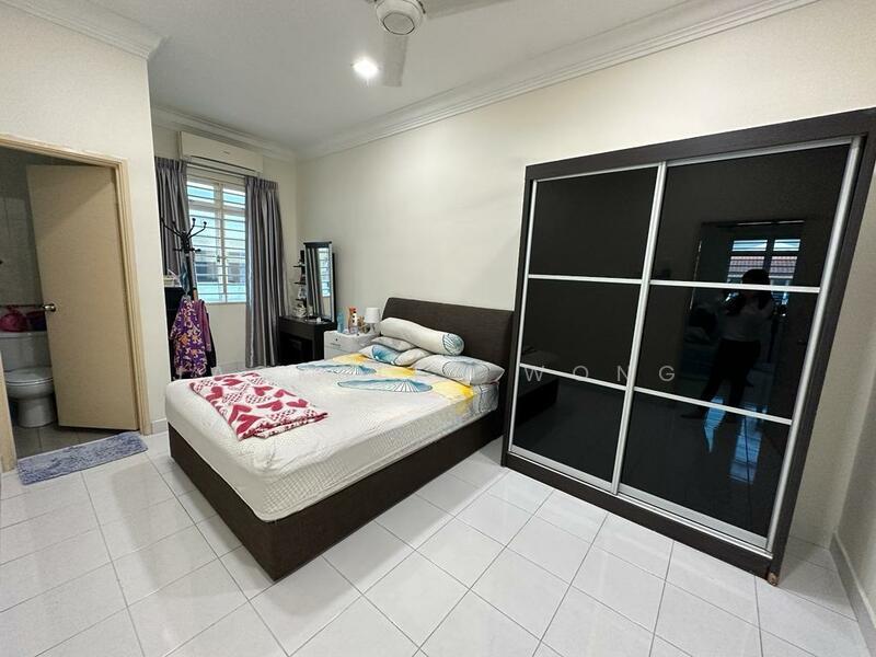 Seri Sungai Long - 3
