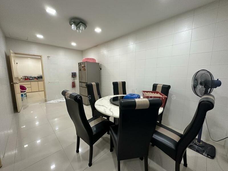 Seri Sungai Long - 2