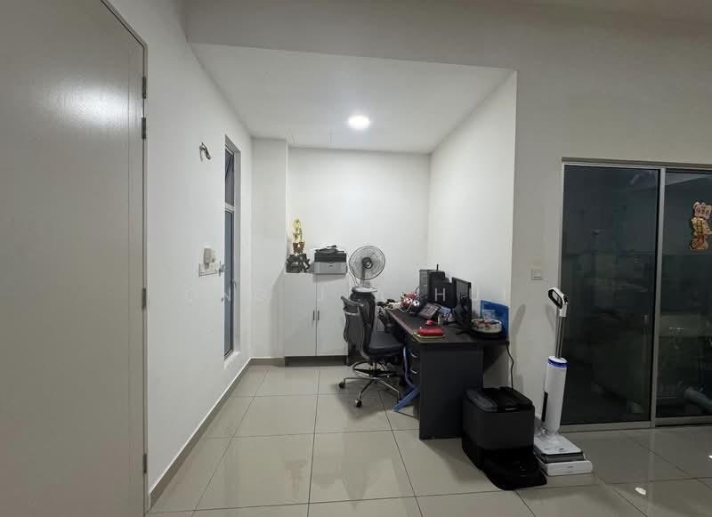 Bandar Springhill - 2