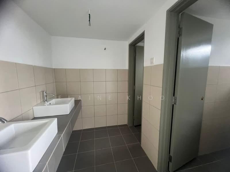 Kota Bayuemas 2 Storey Shop - 3