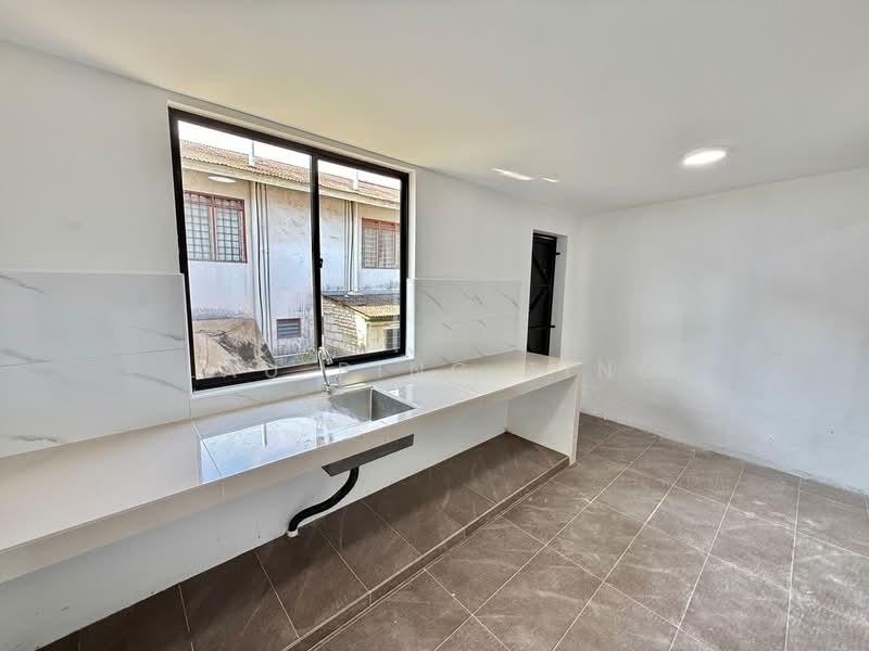 Taman Anggerik Taman Anggerik Taman Anggerik Taman Anggerik Tamans Anggeriks - 4