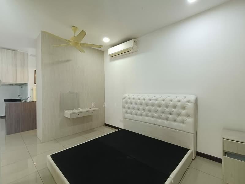 Molek Regency - 3