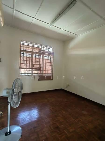 Jalan Impian Emas Double Storey Terrace House Unblock View Facing Garden - 4