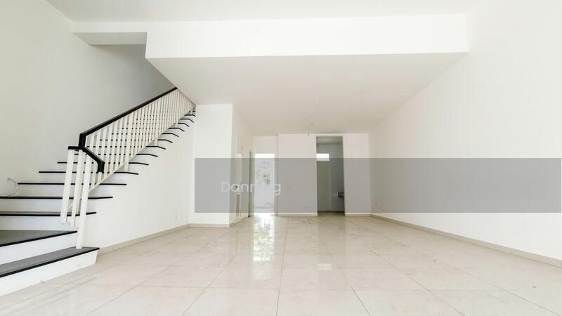 MERRYDALE Eco Majestic Semenyih the LOWEST PRICE Type C 22x70 Terrace House - 3