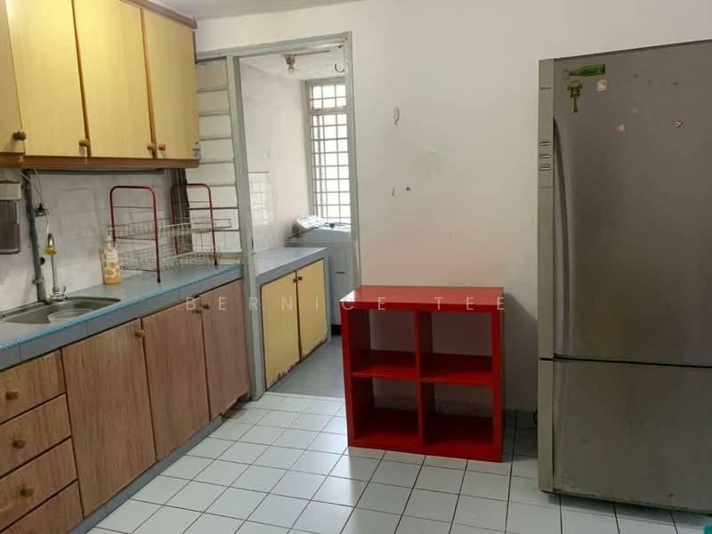 Rumah Pangsa Permas Jaya - 4