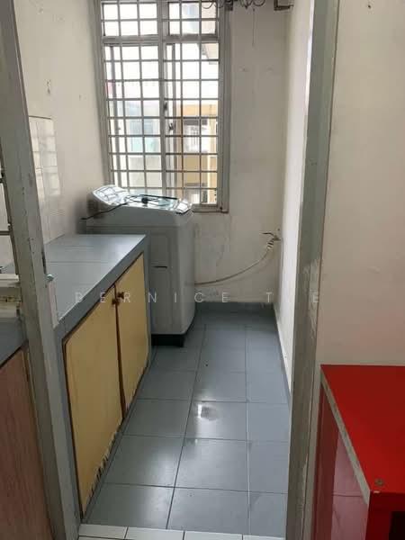 Rumah Pangsa Permas Jaya - 3