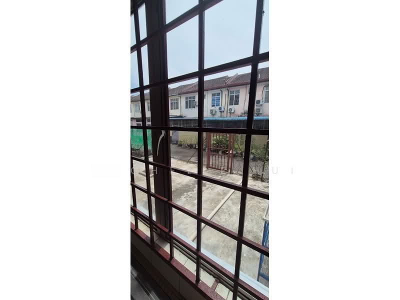 Taman Desa Cempaka Nilai - 4