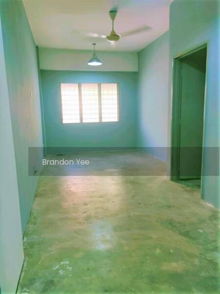 Pangsapuri Ruselia - 4