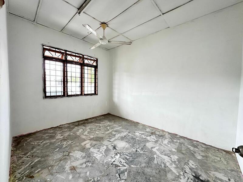 Taman Teratai, Bukit Beruntung, Rawang - 2