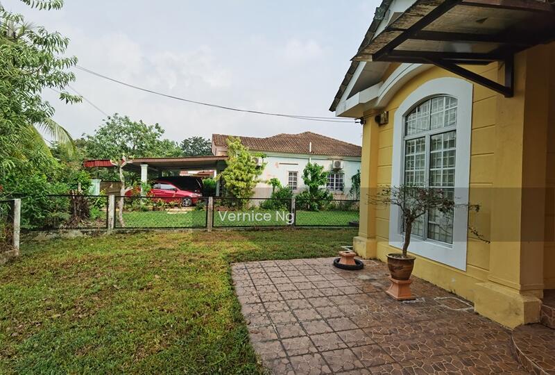 Pantai Sepang Putra - 2