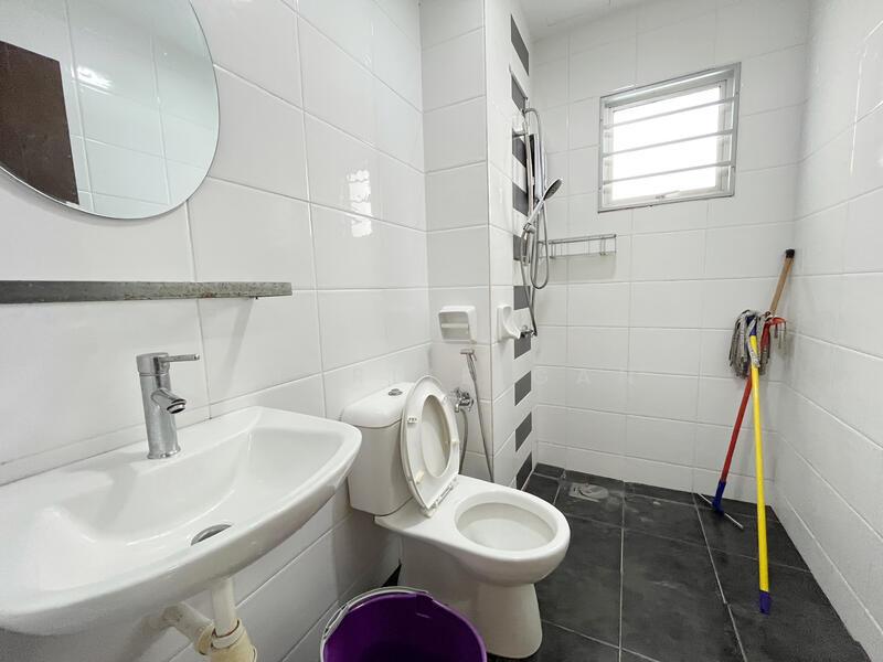 Lagoon Suites - 3