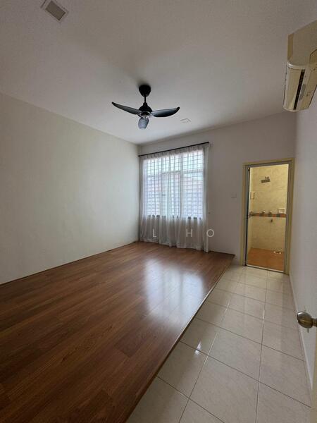 Taman Impian Emas - 3