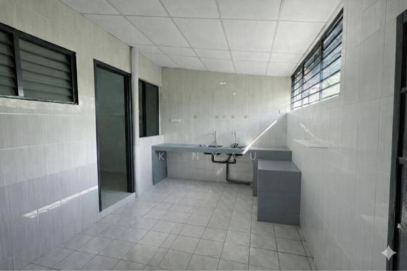 Ipoh lahat baru facing field renovated extended 2 storey house for sale - 2