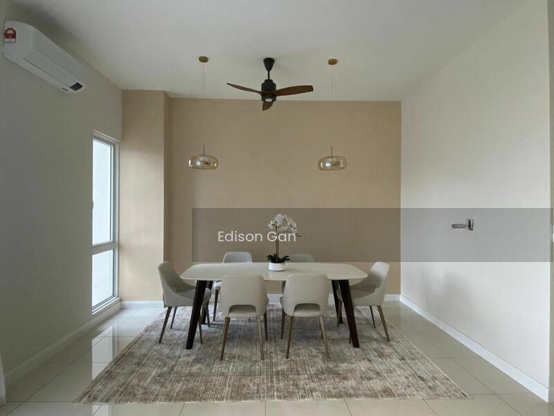 Townhouse at Mont Kiara - 2