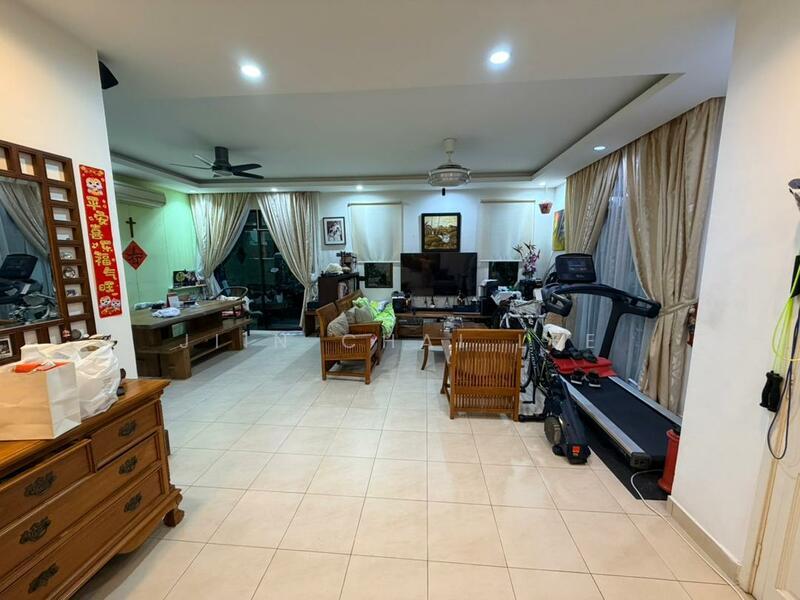 Kiara 2 @ Austin Heights 2 - 4