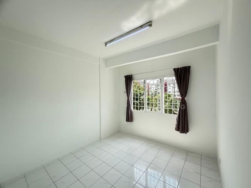 Pangsapuri Taman Bukit Rawang Putra - 4